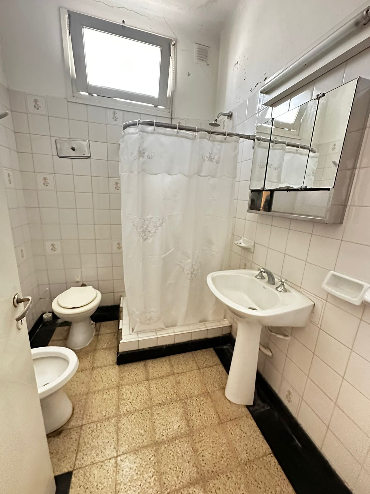 WhatsApp_Image_2023-12-26_at_14.47.08_(1)